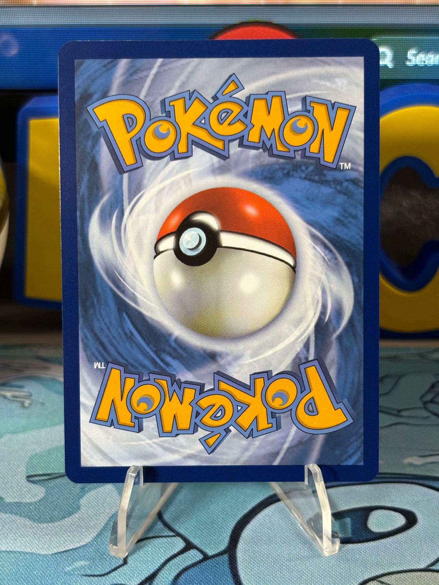 Pidgey 196/091 | Paldean Fates | NM-Mint Condition